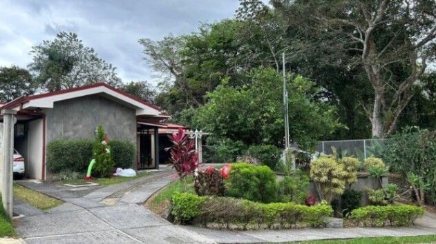 Venta de Casa en Garita de Alajuela. RAH 24-954 in Garita, Alajuela — $450,000