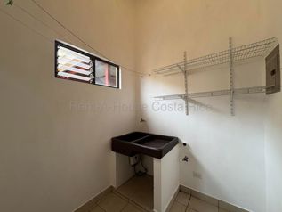 Alquiler de Apartamento en Moravia-La Trinidad. RAH 27-261 in La Trinidad, Moravia, San José — 365 000 ₡ - Photo 5 of 15