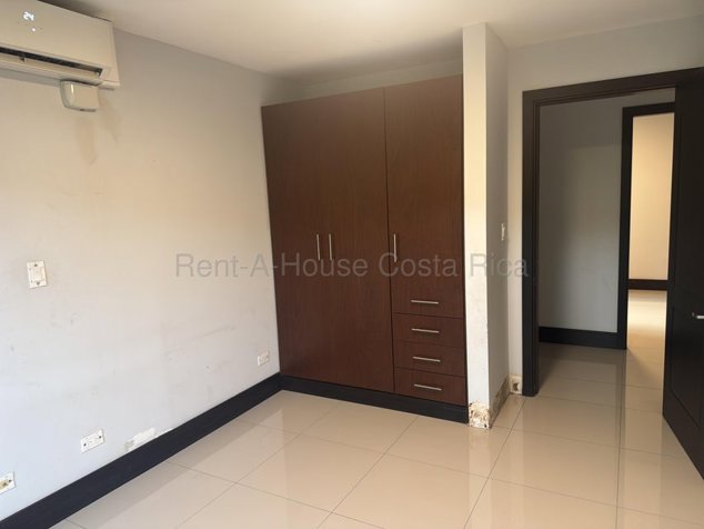 Venta de Apartamento en Santa Ana-Brasil. RAH 26-1696 in Santa Ana, San José — $190,000 - Photo 3 of 6