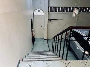 Venta de Hermosa Casa en La Uruca, San José / OFC in Uruca, Santa Ana, San José — $190,000