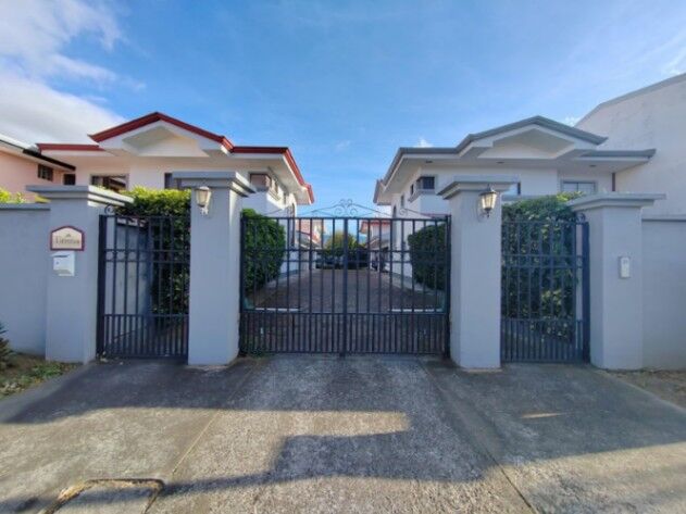 Venta de Casa en Pozos de Santa Ana. RAH 26-2084 en Pozos, Santa Ana, San José — $250,000
