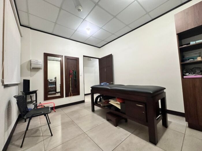 Venta de Local Comercial en Occidental de Cartago. RAH 26-172 in Occidental, Cartago — $459,000