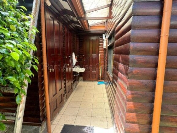 Hermosa propiedad con una excelente opción de turismo in Orosi, Paraíso, Cartago — ₡ 141 000 000
