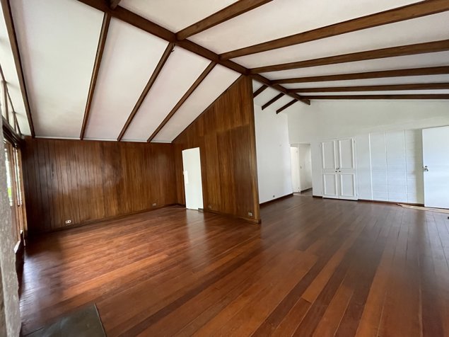 ALQUILER  DE CASA DE 280 M2 ÁREAS VERDES, GRANADILLA, CURRIDABAT en Granadilla, Curridabat, San José — $1,950 - Foto 3 de 14