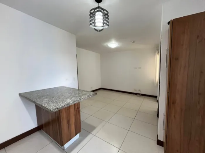 Venta de Acogedor Apartamento en San Sebastián, San José.  in San Sebastián, San José — $95,000 - Photo 3 of 13