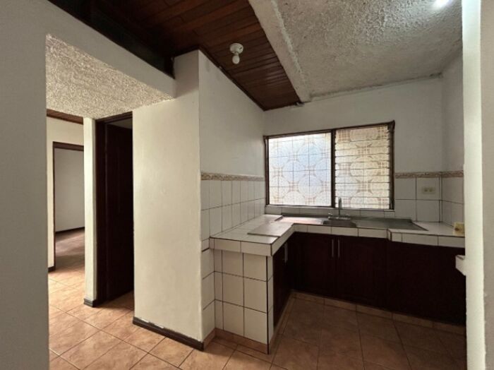 CASA EN VENTA, ALAJUELA,$255.000 Cod#25-1221 in Alajuela — ₡ 255 000