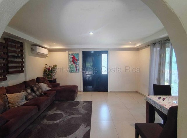 Venta de Casa Esquinera en Turrúcares-Alajuela. RAH 26-1882 PRECIO REBAJADO in Turrúcares, Alajuela — ₡ 61 500 000 - Photo 2 of 6