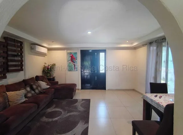 Venta de Casa Esquinera en Turrúcares-Alajuela. RAH 26-1882 PRECIO REBAJADO in Turrúcares, Alajuela — ₡ 61 500 000 - Photo 2 of 6