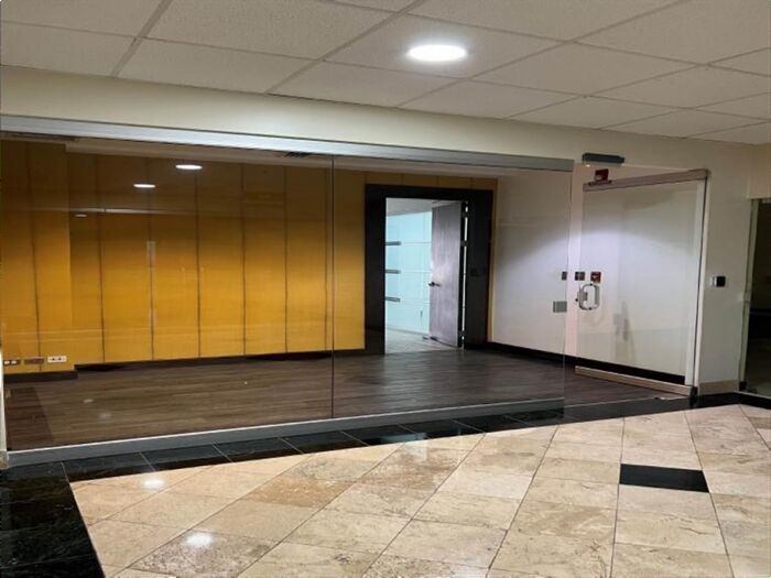 ALQUILER DE OFICINA, SAN JOSÉ, PARQUE EMPRESARIAL FORUM in Santa Ana, San José — $1,850