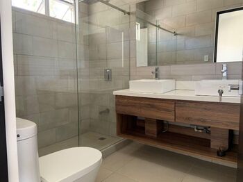 CASA EN VENTA, SAN ANTONIO ESCAZÚ, $270.000 Cod#26-702 en San Antonio, Escazú, San José — $270,000 - Foto 4 de 10