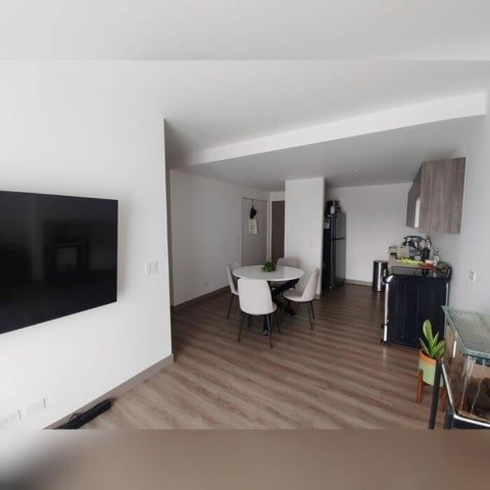 Viva en equilibrio perfecto entre tranquilidad y ciudad 26-1265 en San Juan, Tibás, San José — $188,000