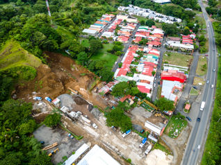 ¡Invierte en tu Futuro! Terreno en Venta en Garabito de 9991 m2 en Jacó, Garabito, Puntarenas — $1,250,000 - Foto 4 de 12