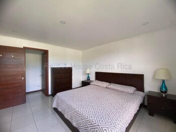 Venta de Apartamento en Pozos de Santa Ana. RAH 26-1932 in Pozos, Santa Ana, San José — $190,000 - Photo 5 of 15