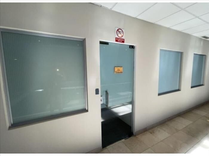 ALQUILER DE OFICINA, SAN JOSE, ESCAZU, PLAZA ROBLE en Escazú, San José — $5,969