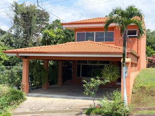 Casa Venta Condominio Puente Piedra Grecia Alajuela 220m2 Lote 302.44m2 3 Hab 4 Cocheras 2 Niveles