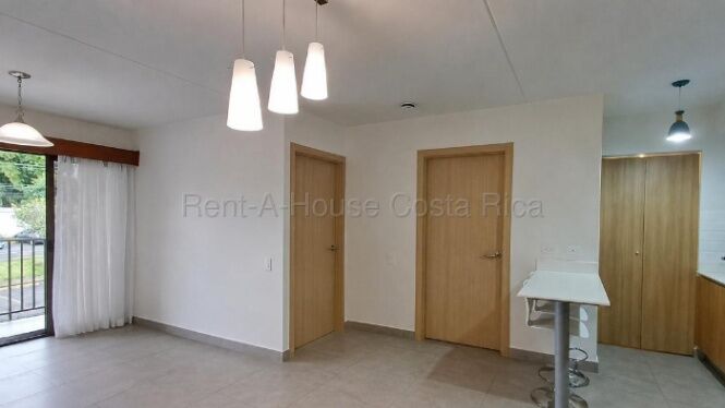 Alquiler de Apartamento en Lomas de Ayarco Sur, Curridabat. RAH 26-2215 en Tirrases, Curridabat, San José — ₡ 475 000