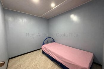 Casa con patio y excelente ubicación en San Rafael Arriba Desamparados #26-1803 GS en San Rafael Arriba, Desamparados, San José — $100,231 - Foto 4 de 13