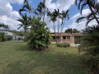 VENDO TERRENO PLANO DE 4625 m2, CALLE PRINCIPAL EN HEREDIA en San Joaquín, Flores, Heredia — $1,350,000 - Foto 3 de 13