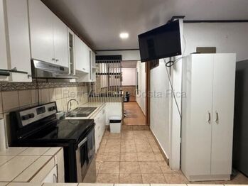 Alquiler casa 1 nivel con oficina y patio ideal familiar #26-1861 GS en Granadilla, Curridabat, San José — $1,190 - Foto 4 de 16