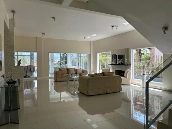 Venta de Casa + 2 APTOS en San Isidro de Heredia. RAH 26-45 in San Isidro, Heredia — $795,000 - Photo 2 of 20