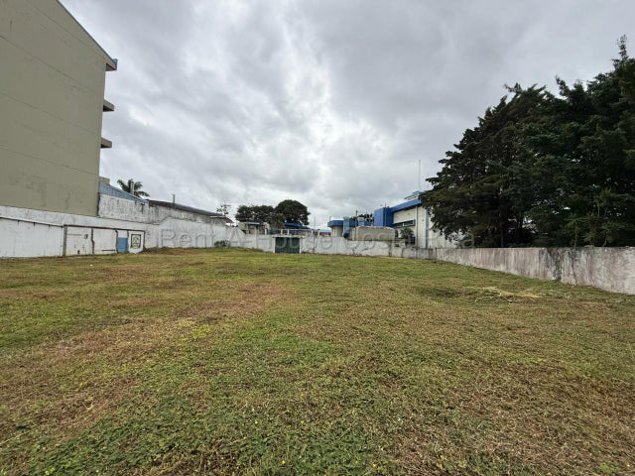 Venta de Lote en Montes de Oca-San Pedro. RAH 27-506 en San Pedro, Montes De Oca, San José — $1,100,000
