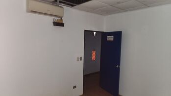 Local Comercial para Alquiler en Gúapiles en Guápiles, Pococí, Limón — 1 500 000 ₡ - Foto 5 de 9