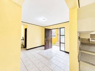 🏡 Se vende o alquila “Amplia casa en San Ramon de Tres Ríos en San Ramón, La Unión, Cartago — 97 000 000 ₡ - Foto 4 de 6