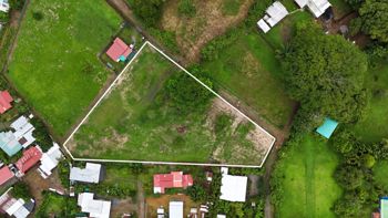 SE VENDE LOTE EN HATILLO CON EXCELENTE POTENCIAL DE INVERSION en Savegre, Quepos, Puntarenas — $180,000 - Foto 4 de 9