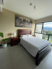 Alquiler de Apartamento Amueblado / Condominio Sportiva / Cariari en La Asunción, Belén, Heredia — $1,400 - Foto 5 de 5
