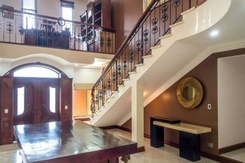 VENTA DE CASA EN VILLA REAL SANTA ANA in Pozos, Santa Ana, San José — $1,299,000 - Photo 4 of 36