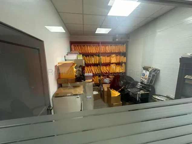 Alquiler de Modernas Bodegas en Mora-Colón. RAH 27-426 en Colón, Mora, San José — $2,925 - Foto 2 de 11