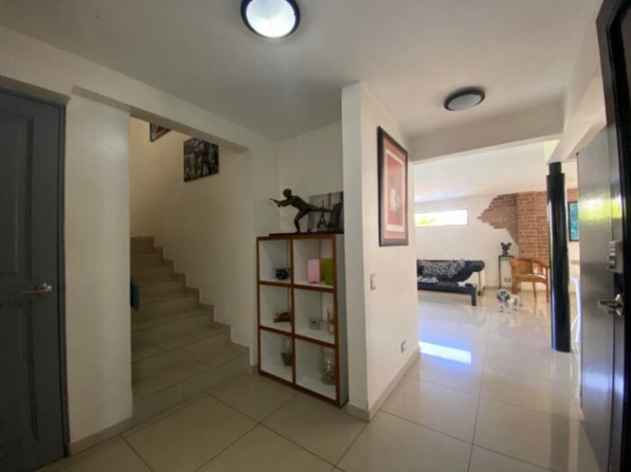 CASA EN VENTA, ESCAZÚ, $340.000 Cod#25-524 en San Rafael, Escazú, San José — $340,000