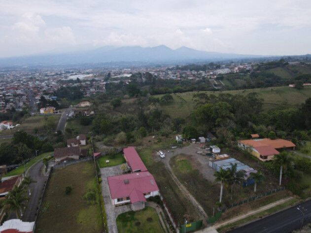 Espectacular propiedad para desarrollar Proyecto Urbanístico en Calle Blancos, Goicoechea, San José — $1,987,755
