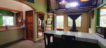 Beautiful House en Jacó, Garabito, Puntarenas — $180,000 - Foto 2 de 19