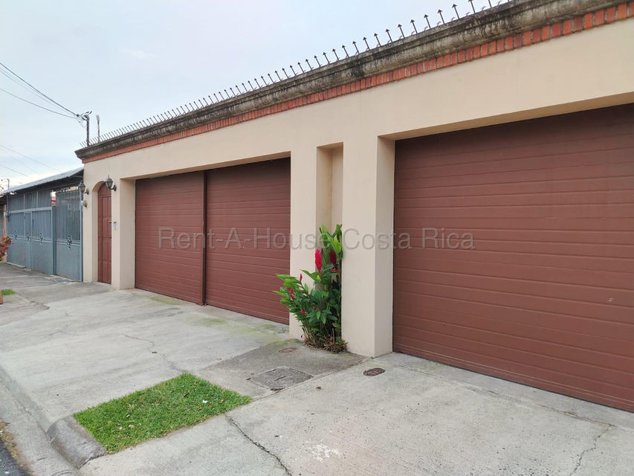 Alquiler de Casa en Belén-La Ribera. RAH 27-379 en La Ribera, Belén, Heredia — $1,600