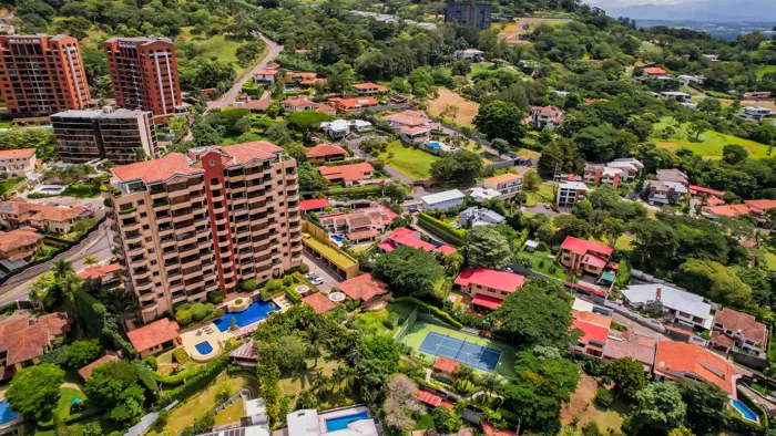 Luxury Apartment with Views in Valle del Tamarindo, Escazú in Escazú, San José — $789,000 - Photo 2 of 40
