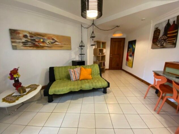 Venta de Apartamento en Santa Ana, San José.  in Santa Ana, San José — $200,000