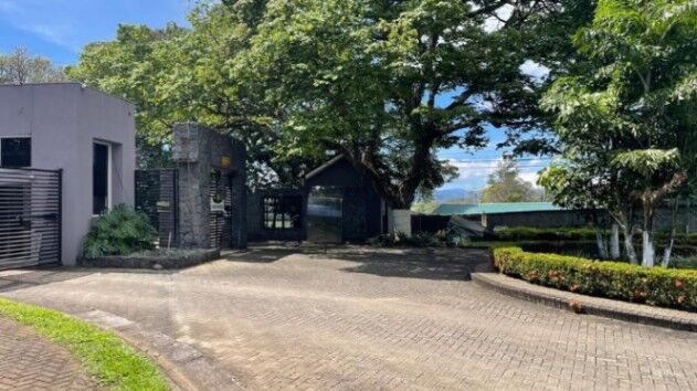 VENDO LOTE EN GRECIA-PUENTE DE PIEDRA, ALAJUELA. en Puente De Piedra, Grecia, Alajuela — ₡ 39 999 000