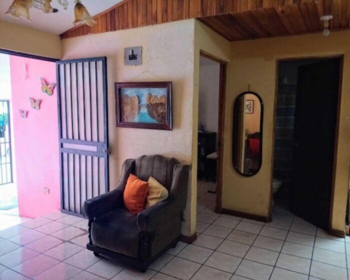 Venta de Casa en Desamparados, San José. RAH 26-618 en San Juan De Dios, Desamparados, San José — $108,000