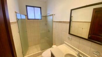 MLS-26-382 ALQUILER HERMOSA CASA SANTA ANA SAN JOSE en Santa Ana, San José — $1,650 - Foto 5 de 11