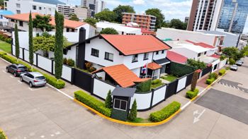 VENTA O ALQUILER CASA EN NUNCIATURA en Pavas, San José — $4,000 - Foto 3 de 29