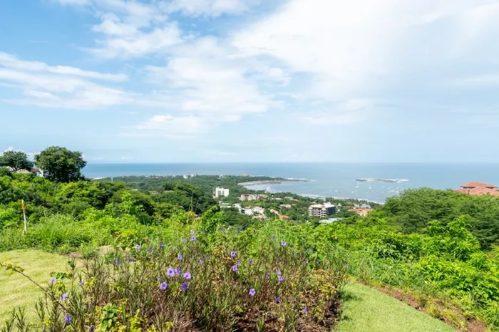 Apartamento en Venta en Guanacaste, Vista al mar, 3PDN7466957 in Tamarindo, Santa Cruz, Guanacaste — $2,639,000 - Photo 3 of 15