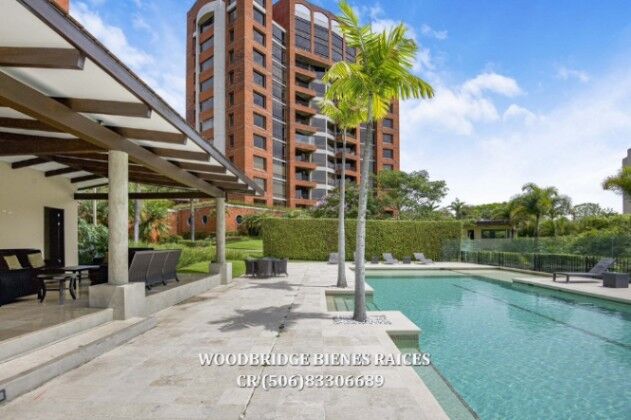 Monte Plata Escazú luxury furnished condo for rent $6.000 in San Rafael, Escazú, San José — $6,000
