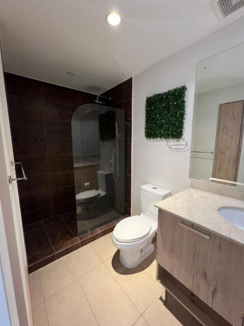 Venta de apartamento en Santa Verde Equipado con linea blanca y A/C en San Francisco, Heredia — $147,000