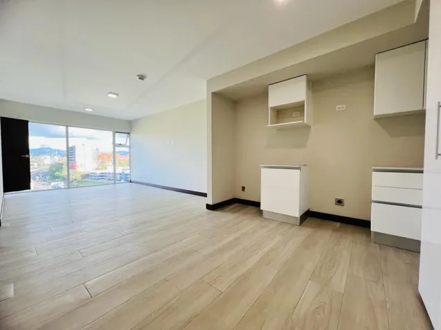 Se Alquila Apartamento en la Uruca, San José. en Uruca, San José — $1,125
