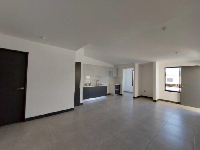 Se alquila apartamento en Heredia 25-1365 en Heredia — $900
