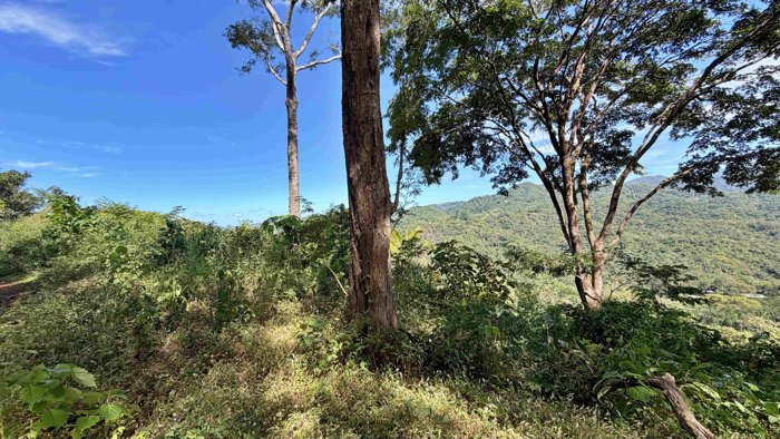 Venta terreno con vista al mar y montaña, Santa Cruz, Guanacaste. (FE) in Cuajiniquil, Santa Cruz, Guanacaste — $175,000 - Photo 2 of 9