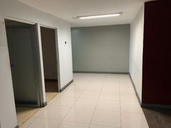 Alquiler de Magnifico Local Comercial en Goicoechea / MLs. 26-436 OFC JB en San Francisco, Goicoechea, San José — $2,357 - Foto 4 de 6