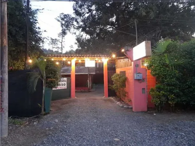 ALQUILER DE CABINAS, LIMÓN, SOBRE RUTA 32 en Limón — ₡ 800 000 - Foto 2 de 8