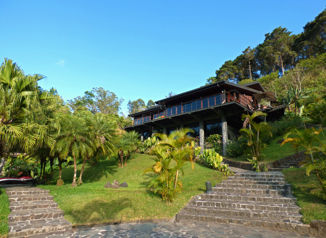 Casa Quinta en San Rafael Arriba con impresionantes vistas al Valle en San Rafael Arriba, Desamparados, San José — $1,850,000 - Foto 3 de 46
